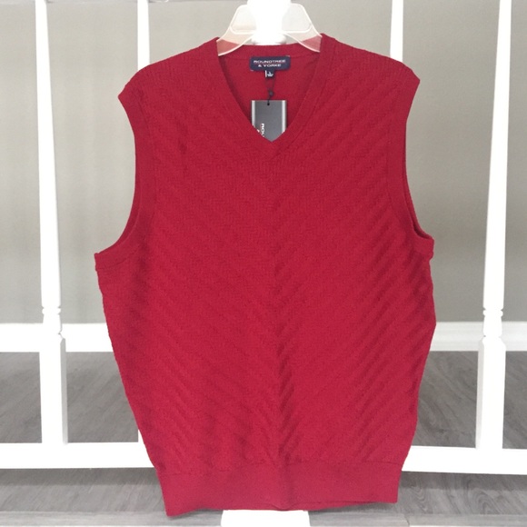 Red Sleeveless Sweater Vest - Picture 1 of 4